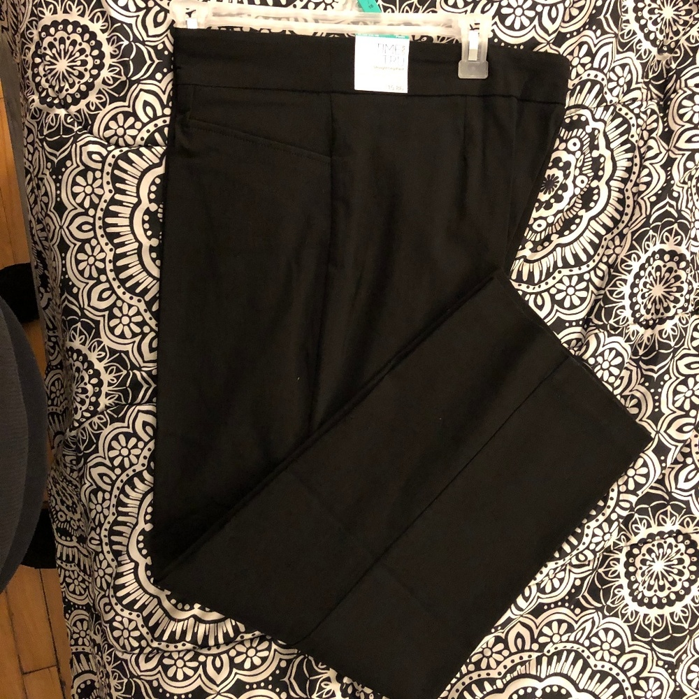 Black Stretch Straight Leg Pant Sz 14-16 Petite